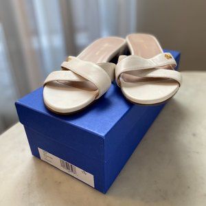 Stuart Weitzman 7.5 White Lunaria Crossband Leather Slides